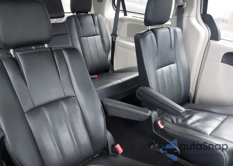 2015 Chrysler Town & Country Touring из США, поврежденный, VIN 2C4RC1BG8FR590011